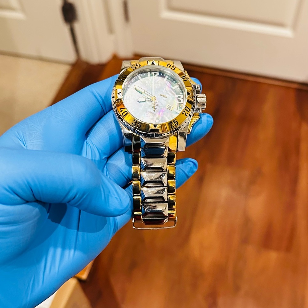 Invicta Reserve Excursion Gold and Silver High Polish watch. - Picture 11 of 17